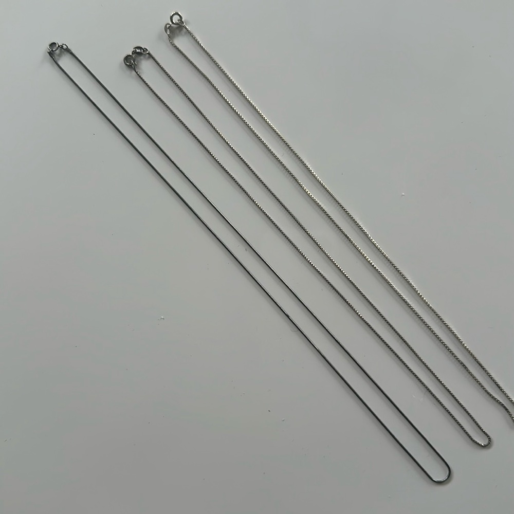 Dainty silver chains